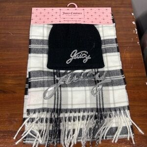 Juicy Couture Womens White and Black Plaid Scarf & Black Beanie One Size